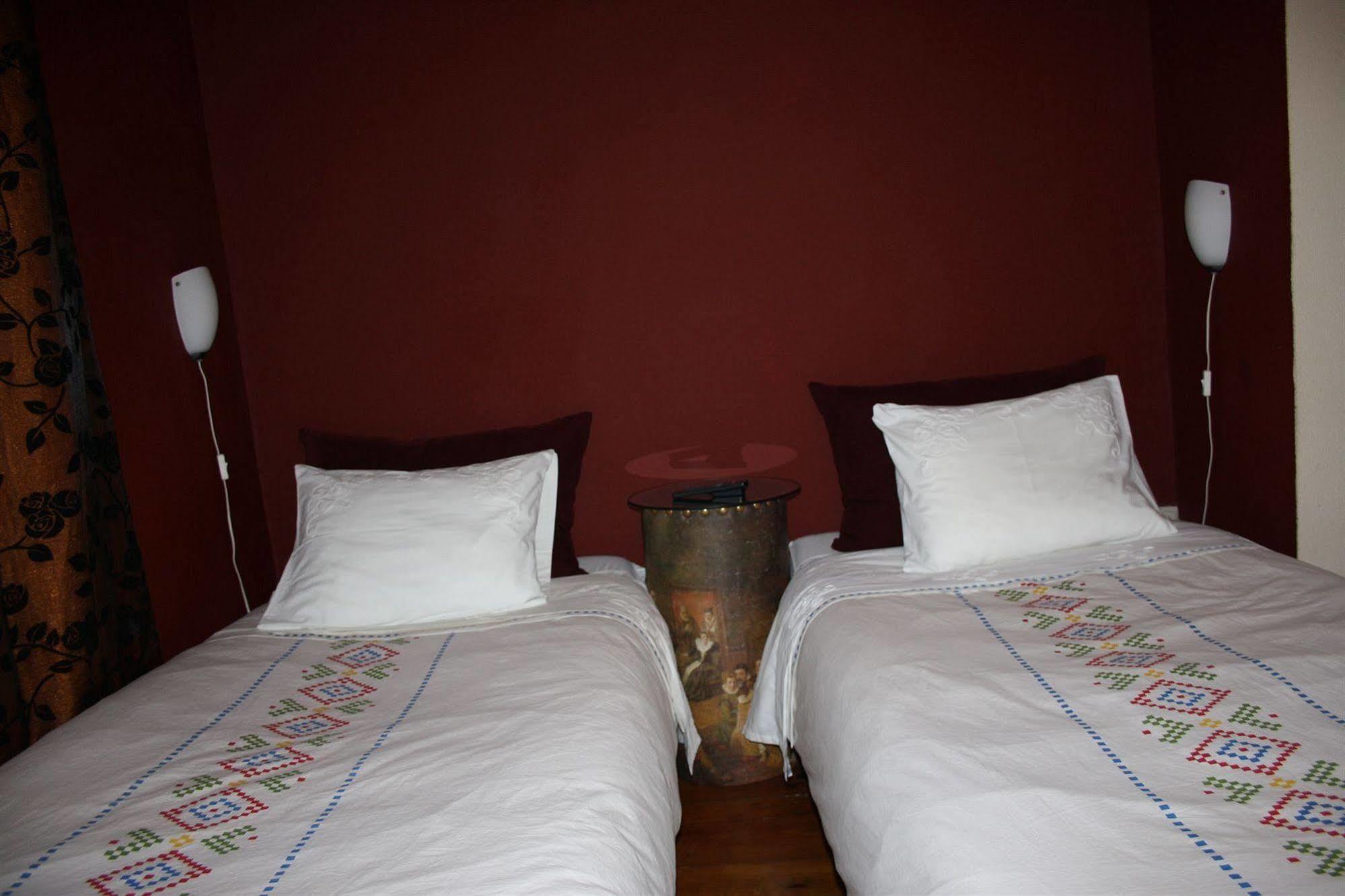 Residencia Pedra Antiga Hotell OOporto Exteriör bild