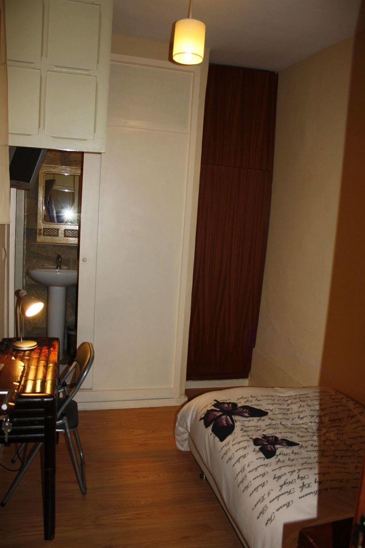 Residencia Pedra Antiga Hotell OOporto Exteriör bild
