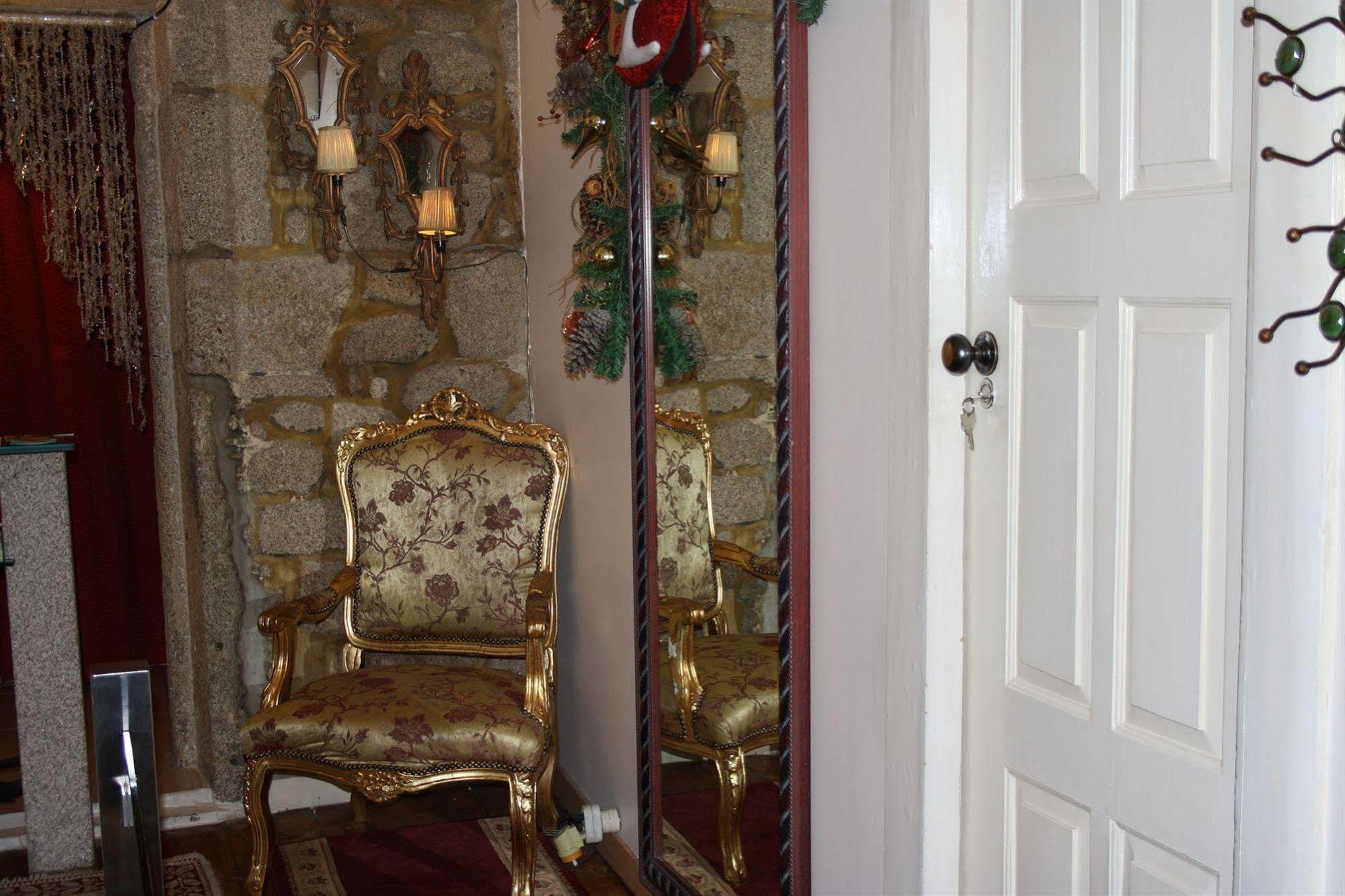 Residencia Pedra Antiga Hotell OOporto Exteriör bild