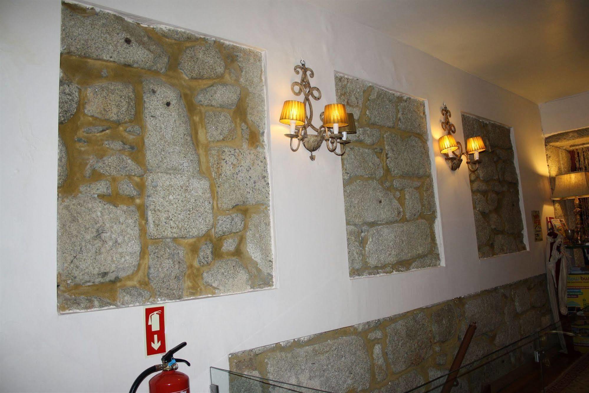 Residencia Pedra Antiga Hotell OOporto Exteriör bild